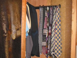 Pull out tie rack